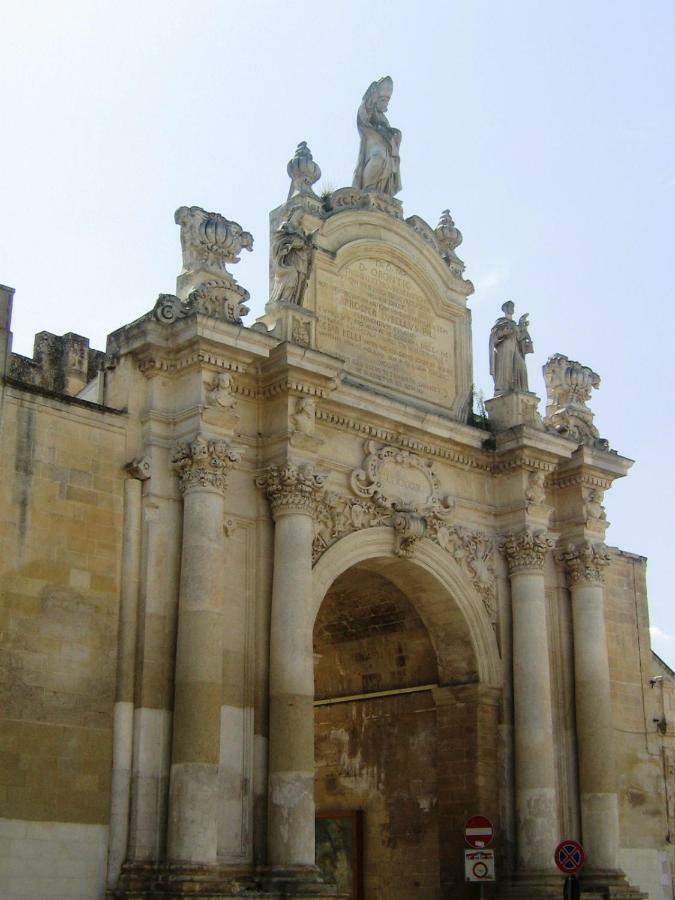 Suite Dei Baroni Lecce Bagian luar foto